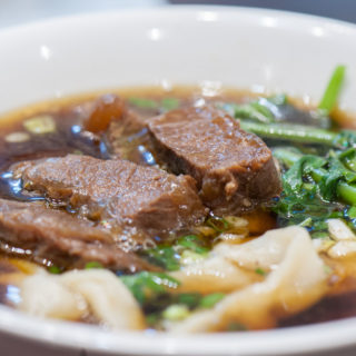 馬賽客牛肉麵斤餅